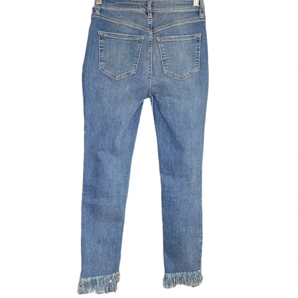 Free People Medium Wash Great Heights Frayed Fringe Hem Skinny Jeans Size 26 - Picture 9 of 11